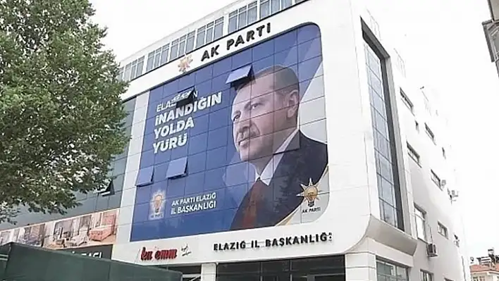 AK Parti Elazığ il teşkilatının yeni yönetimi açıklandı