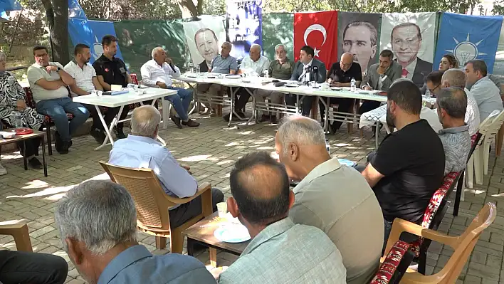AK Parti heyeti Çöteli Köyü'nde vatandaşların sorunlarını dinledi