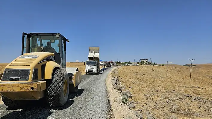 Alayağmur Köyü'nde yol çalışmaları tamamlandı