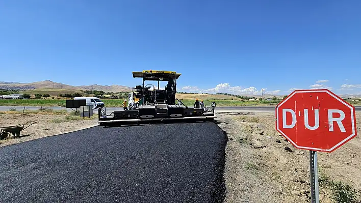 Asfalt serimi 39° sıcaklıkta devam ediyor