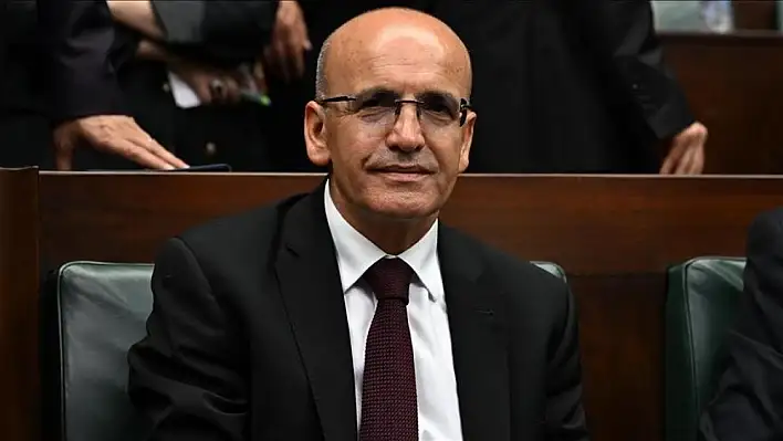 Bakan Mehmet Şimşek'ten asgari ücret açıklaması!