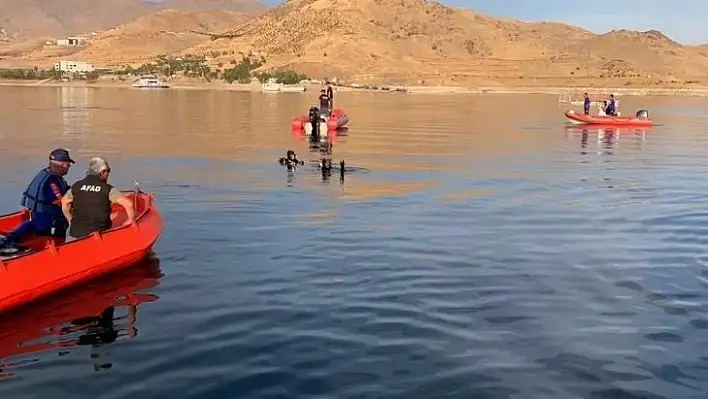 Baraj Gölü'ne düşen muhtarın cansız bedenine ulaşıldı