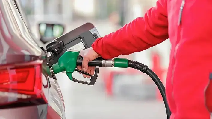 Benzinden sonra motorine de zam geliyor