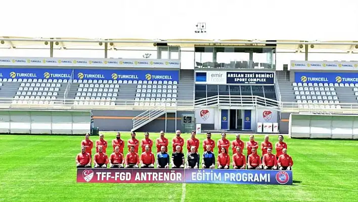 Bülent Güllü, UEFA A Lisans Kursu'na katıldı