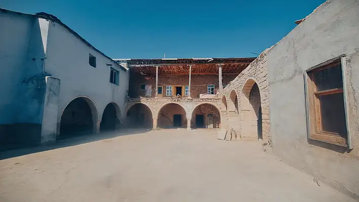 Deprem bölgesindeki tarihi yapıların korunmasına yönelik çalışmalar kararlılıkla sürdürülüyor