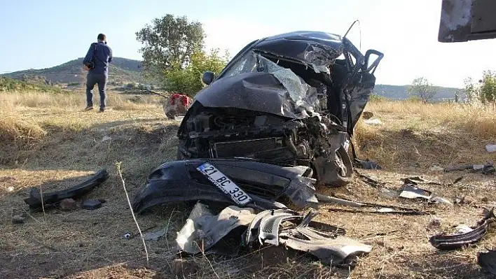 Diyarbakır'da bayram dönüşü feci kaza: 1 ölü, 5 yaralı