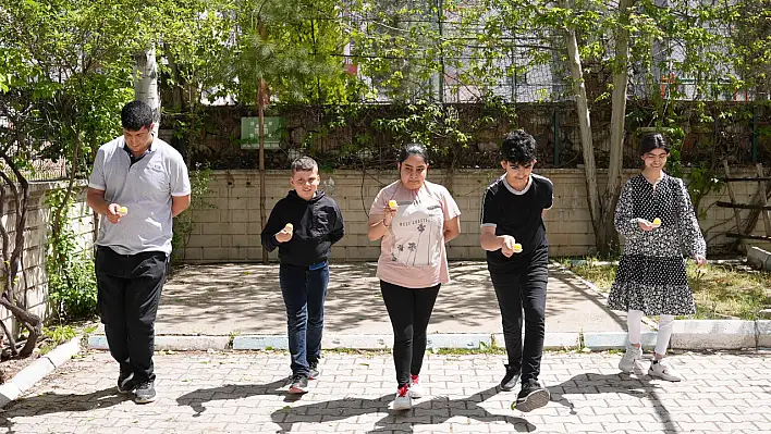Elazığ Belediyesi Engelsiz Yaşam Merkezi'nden anlamlı ziyaret