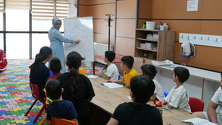 Elazığ Belediyesi yaz kursları yoğun katılımla sürüyor
