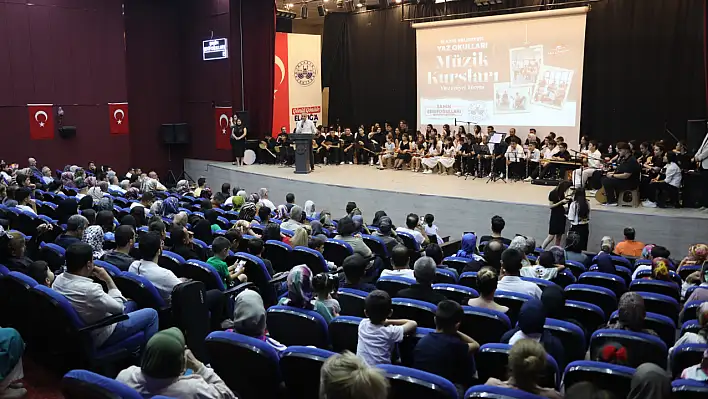 Elazığ Belediyesi Yaz Müzik Kursu finalinde sertifika heyecanı