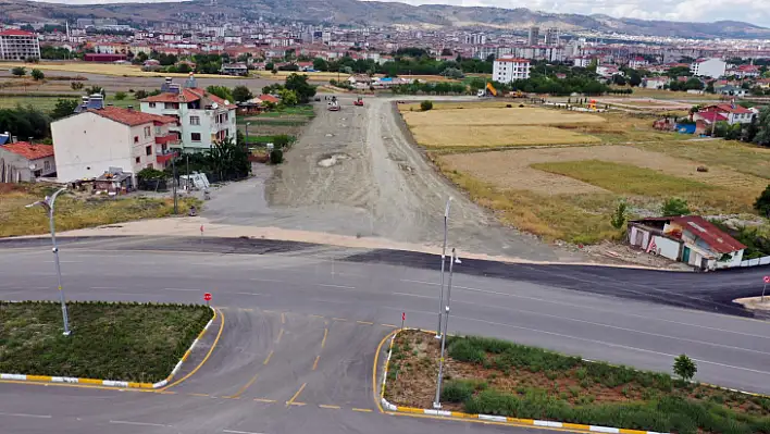 Elazığ Belediyesi Yeni Bağlantı Yolları Açmaya Devam Ediyor