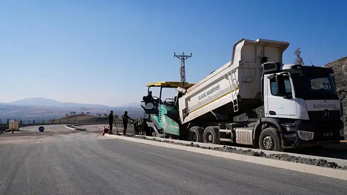 Elazığ Belediyesi, Yol Genişletme Çalışmalarına Devam Ediyor