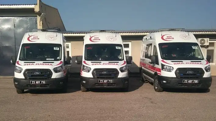 Elazığ'da 4 yeni ambulans hizmete girdi