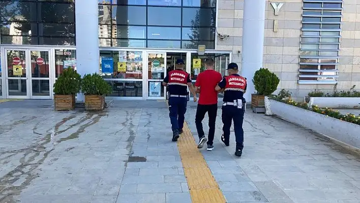 Elazığ'da 6 yıl 8 ay hapis cezasıyla aranan firari yakalandı