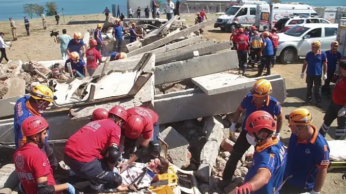 Elazığ'da 7 ilden 450 personelin katılımıyla gerçeği aratmayan tatbikat