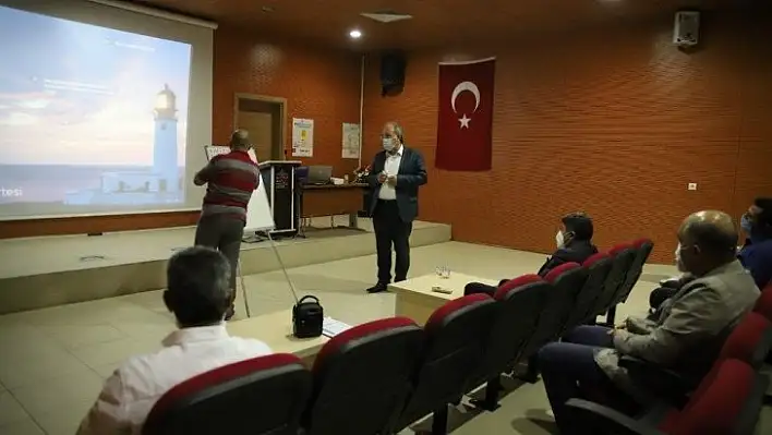 Elazığ'da 'Akademik Yazım ve Araştırma Teknikleri' eğitimi