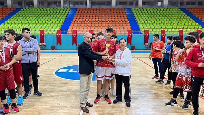 Elazığ'da Basketbol Yerel Lig U14 müsabakaları tamamlandı