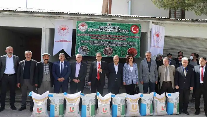 Elazığ'da çiftçilere tohum desteği sağlandı