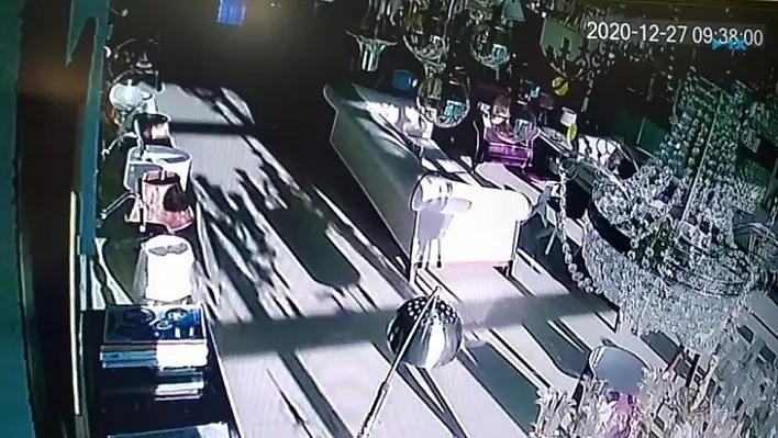 Elazığ'da depremin büyüklüğünü gösteren yeni görüntüler dikkat çekti