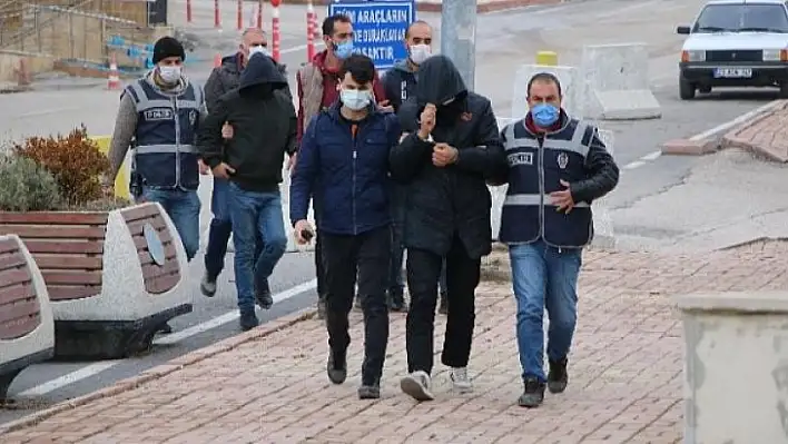 Elazığ'da hırsızlık yapan 2 kişi tutuklandı