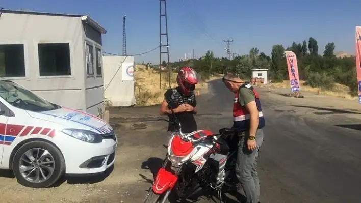 Elazığ'da jandarmadan  motosiklet denetimi