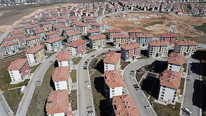 Elazığ'da kaç konut hak sahiplerine teslim edildi