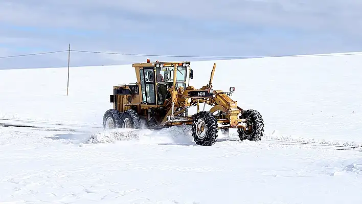 Elazığ'da kapanan tüm köy yolları açıldı