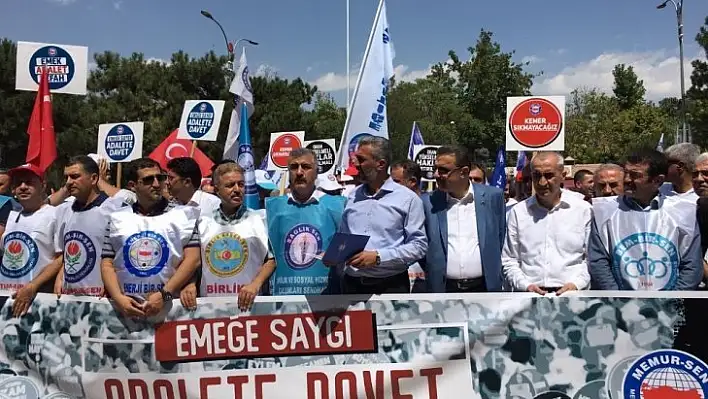 Elazığ'da Memur-Sen'den 'Emeğe Saygı Adalete Davet' çağrısı