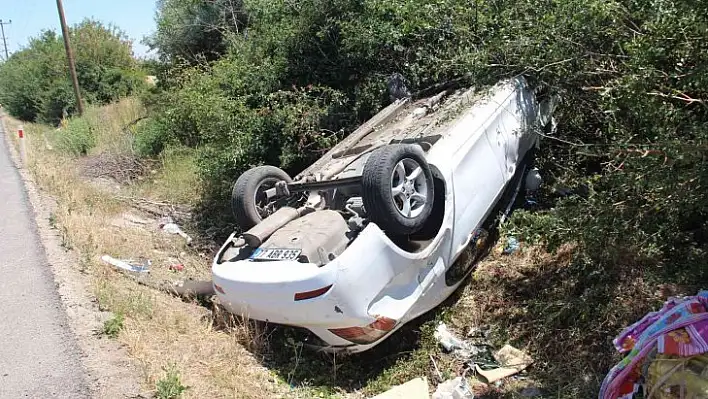 Elazığ'da otomobil takla attı: 6 yaralı