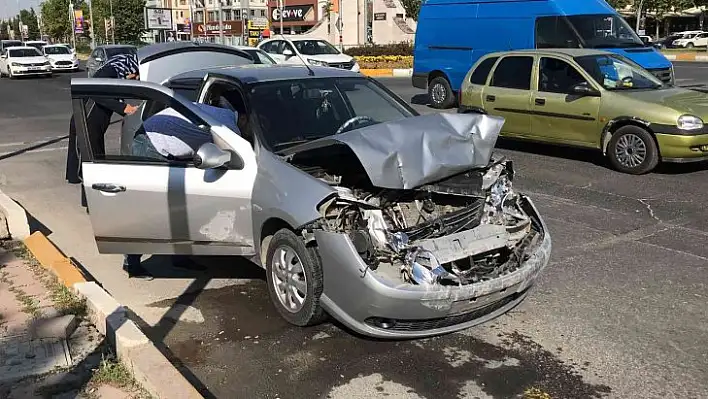 Elazığ'da trafik kazası: 1 yaralı