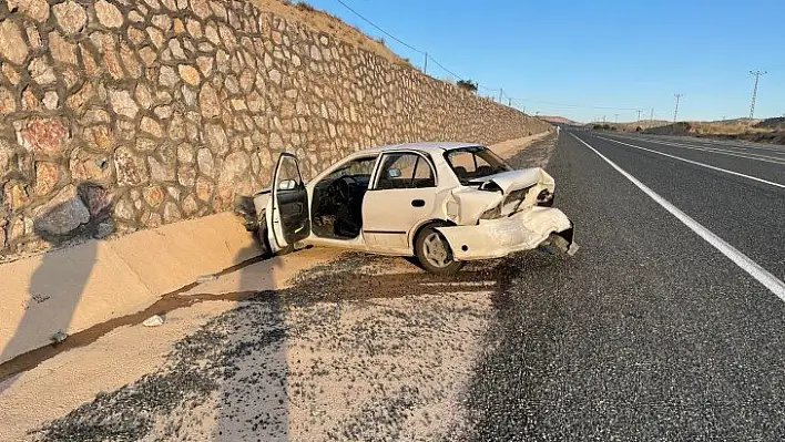 Elazığ'da trafik kazası: 3 yaralı