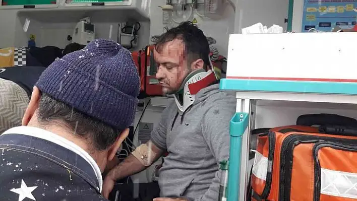 Elazığ'da trafik kazası: 4 yaralı