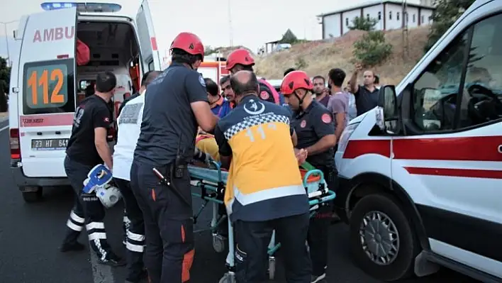 Elazığ'da trafik kazası: 8 yaralı