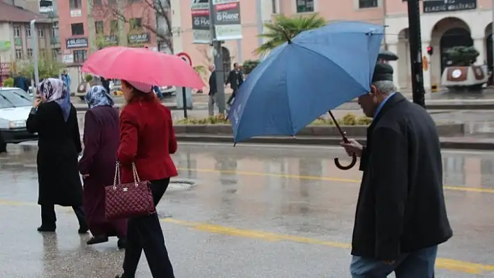 Elazığ'da kuvvetli sağanak etkili oluyor