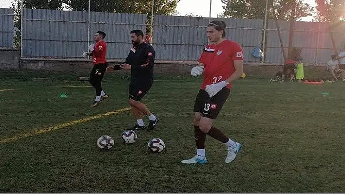 Elazığspor, savunmada pozisyon alma çalışması yaptı