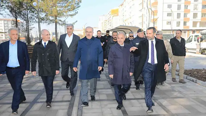 Emniyet Genel Müdürü Aktaş, Elazığ'da vatandaşlarla bir araya geldi