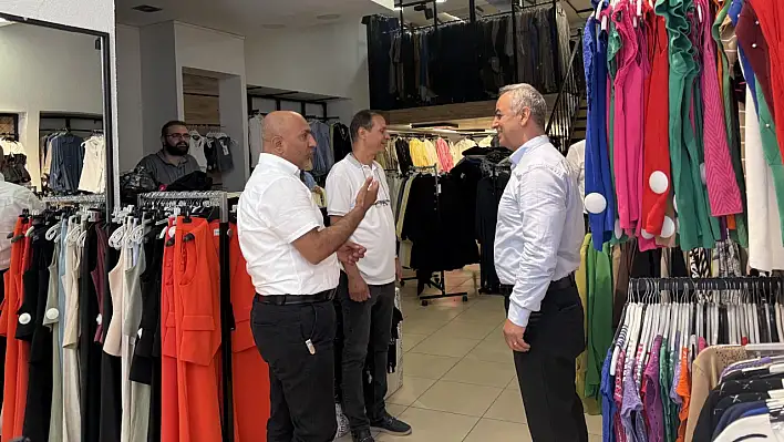 Esnaflardan evlenecek çiftlere anlamlı destek