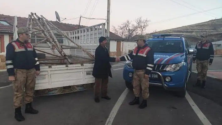 Evi için aldığı demir çatı makası çalındı, şüpheliyi JASAT yakaladı