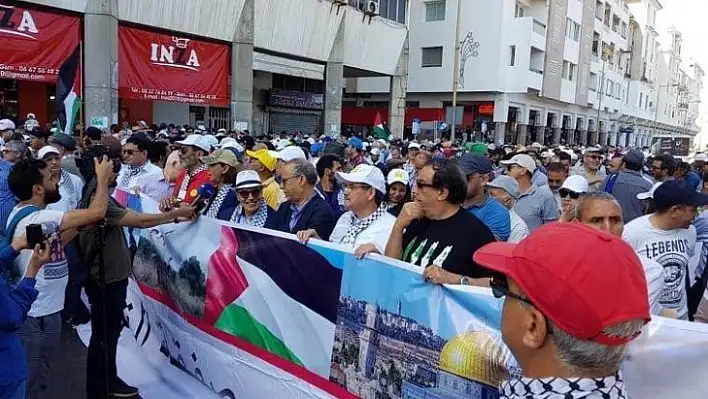 Faslılar yüzyılın anlaşmasını protesto etti