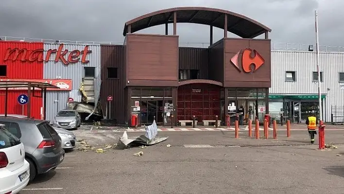 Fransa'da ATM'ye bombalı saldırı