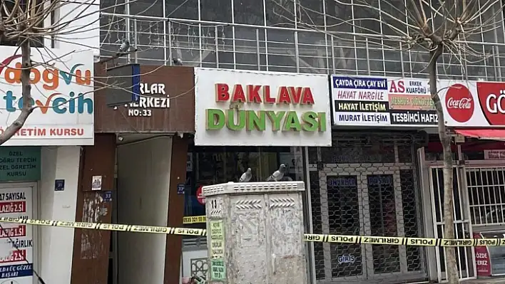 Gazi Caddesinde birçok alan kapatıldı!