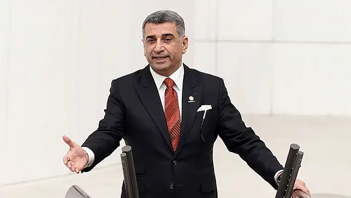 Gürsel Erol: Hiç Kimse toplumun kutsallarını çarpıtamaz