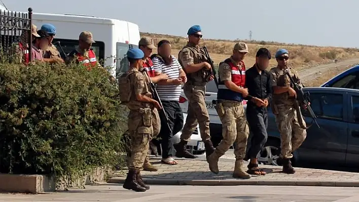 Hatay'da DEAŞ ve El Kaide Terör Örgütüne eleman temin eden 22 kişi gözaltına alındı