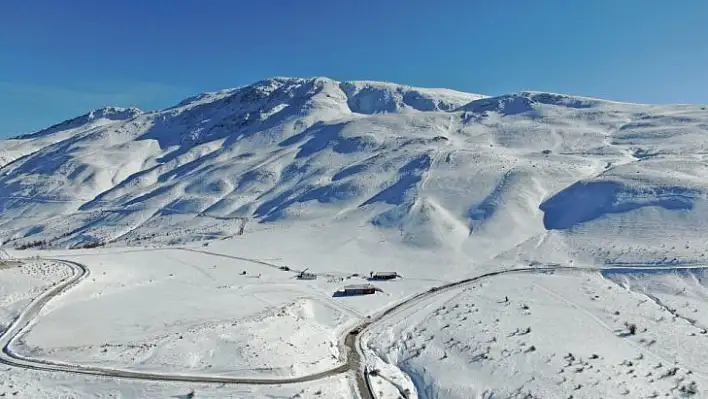 Hazar Baba Kayak Merkezi sezona hazırlanıyor