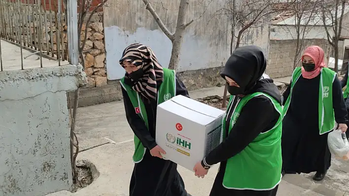 İHH'nın Ramazan Yardımları Ay Boyunca Sürecek