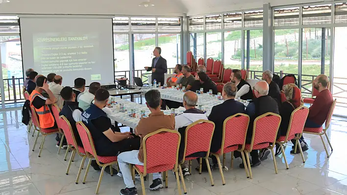 İlaçlama personeline eğitim semineri