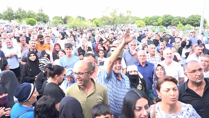 İlk hacı kafilesi Elazığ'a döndü