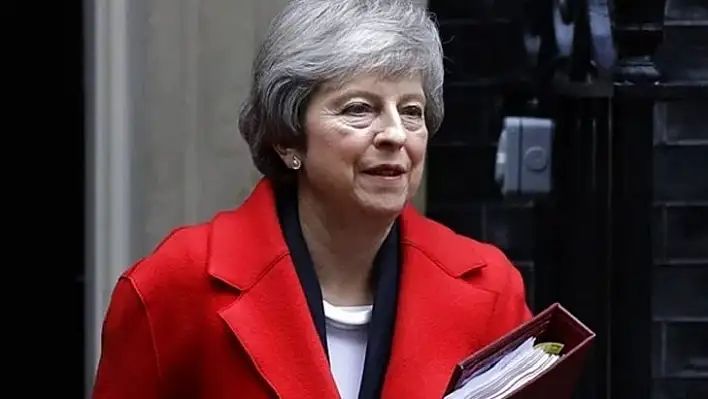 İngiltere Başbakanı Theresa May, 7 Haziran'da istifa edeceğini duyurdu