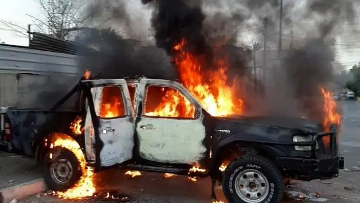 Irak'ta güvenlik güçleri ile protestocular arasında çatışma