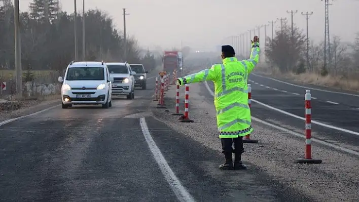 Jandarma ekipleri, trafik uygulamalarını yoğunlaştırdı