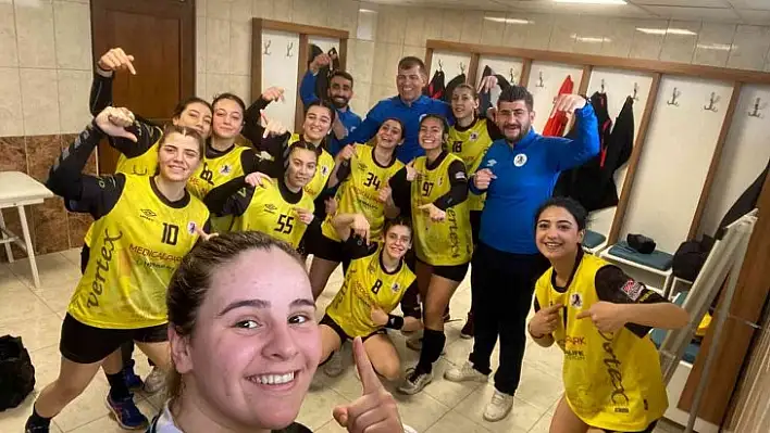 Kadınlar Hentbol 1. Ligi: Olimpik Pazar: 22 - Elazığ SYSK: 26